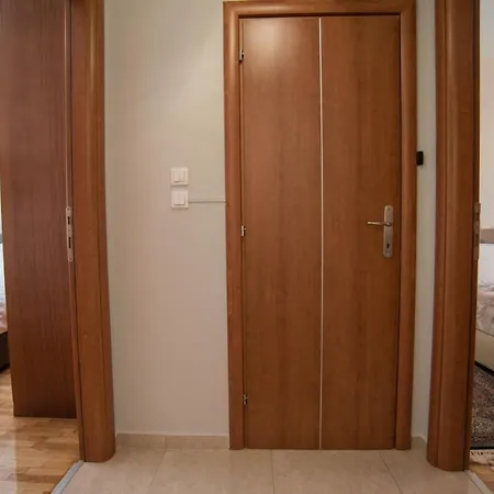 Friendly Flat 4 * Edessa