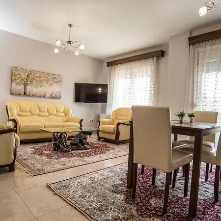 Apartment Friendly Flat 4 *