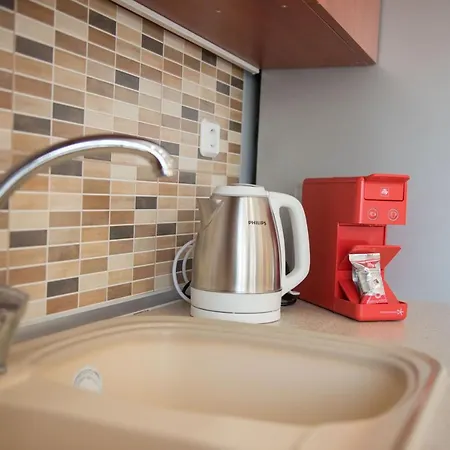 Friendly Flat 4 Apartment *
