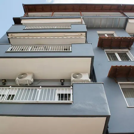 Friendly Flat 4 Apartment *